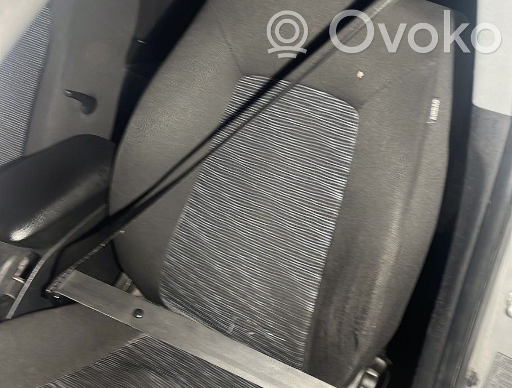 KIA Ceed Cinturón delantero 