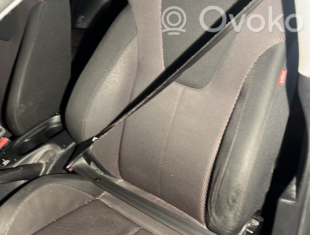 Seat Leon (1P) Cinturón delantero 