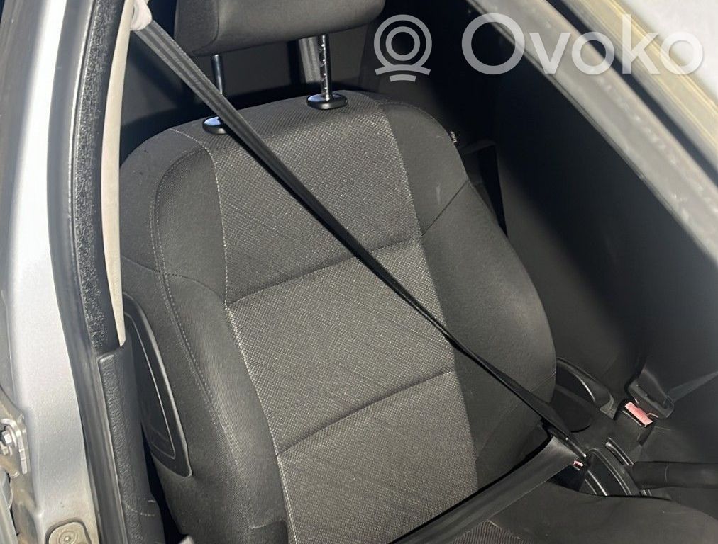 Peugeot 207 Cinturón delantero 