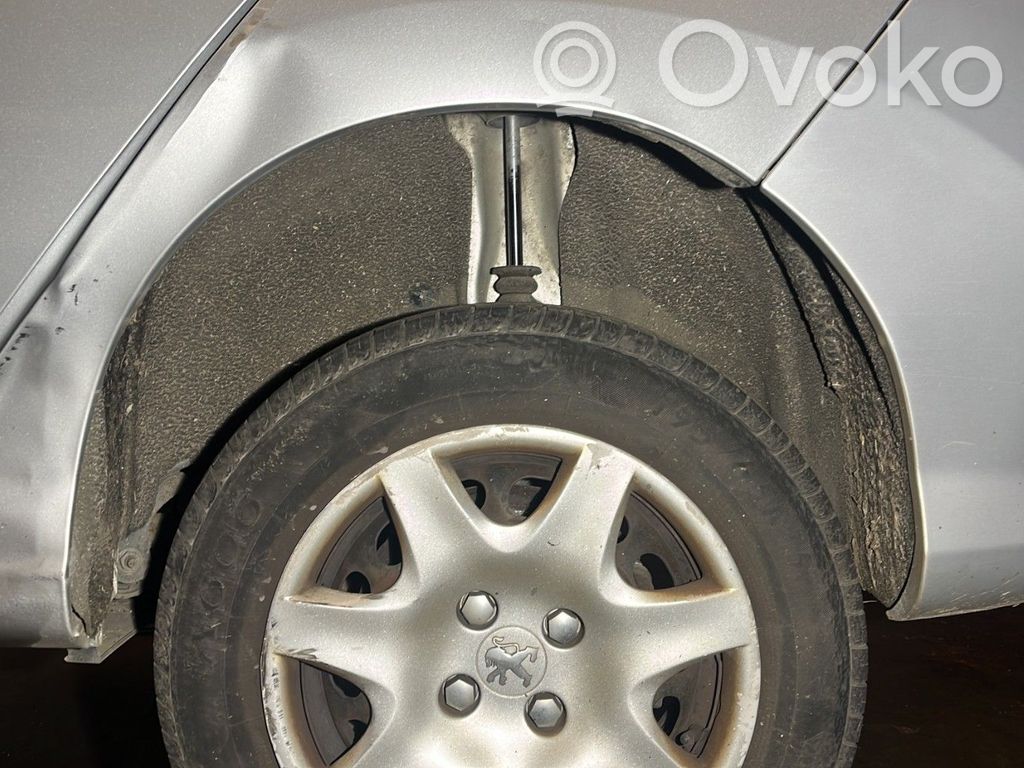 Peugeot 308 Nadkole tylne 
