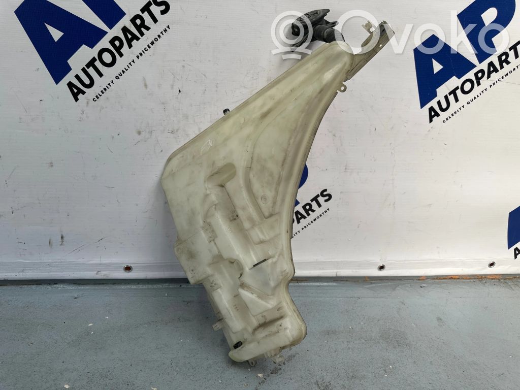 BMW 3 F30 F35 F31 Logu šķidruma tvertne 