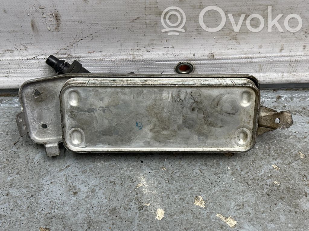 BMW 7 F01 F02 F03 F04 Chłodnica oleju skrzynia biegów 