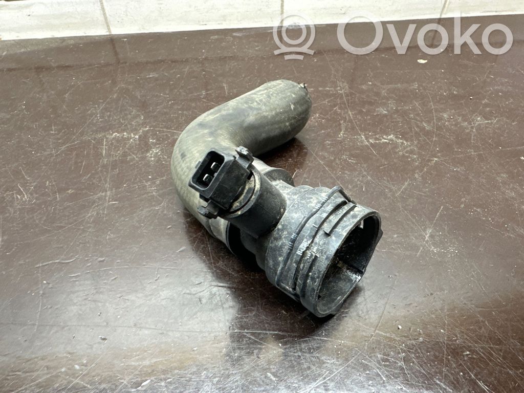 Engine coolant pipe/hose   7521778,17127521778