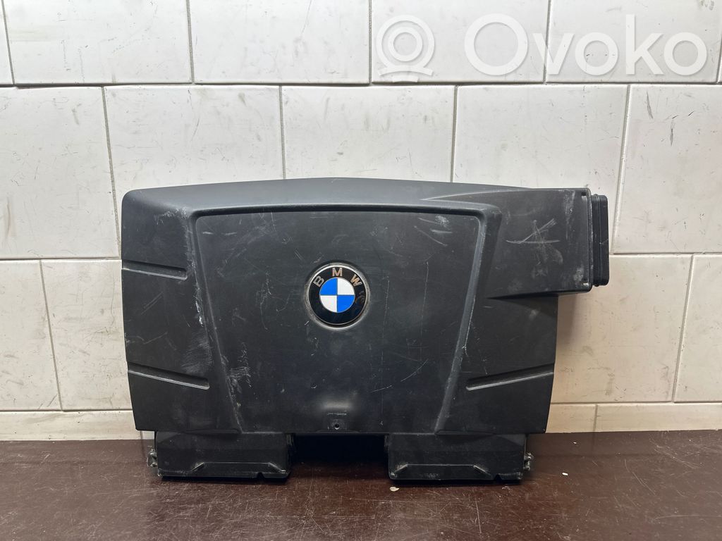 BMW 3 E90 E91 Air intake duct part 