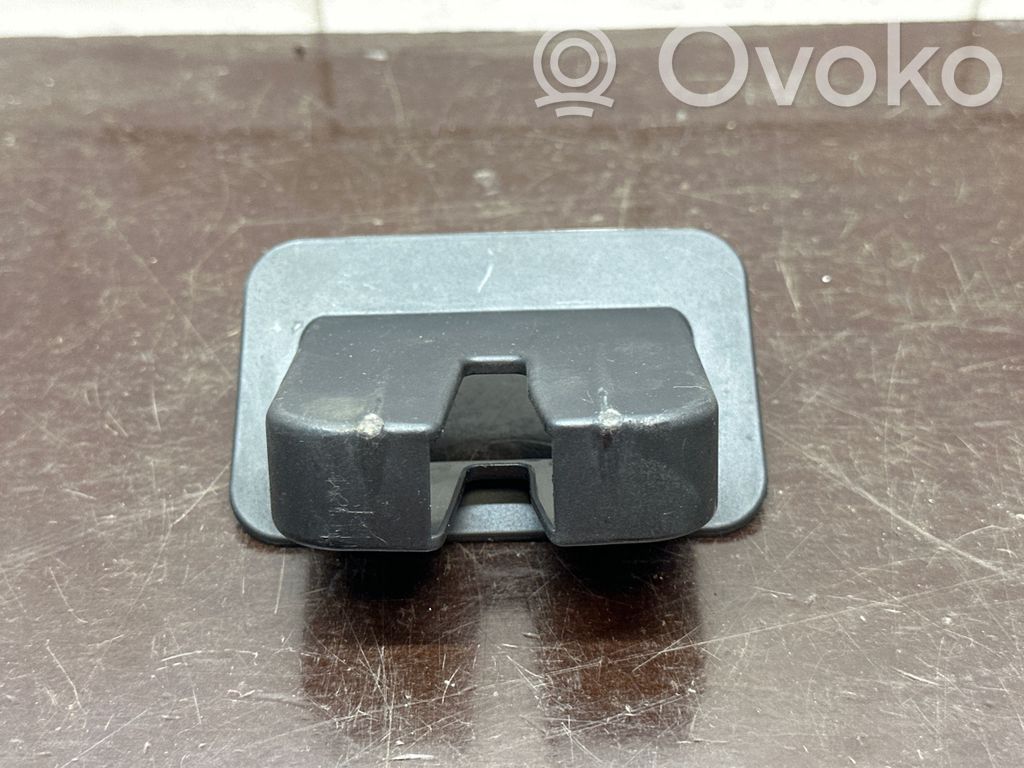 Audi A1 Tailgate/boot lid lock trim 