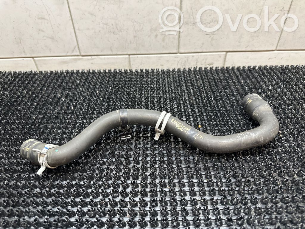 Volvo V60 Engine coolant pipe/hose 