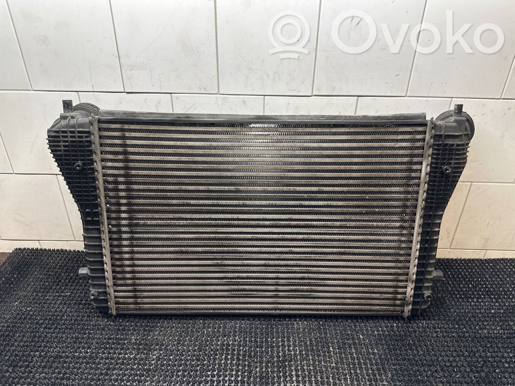 Audi TT TTS Mk2 Interkūlerio radiatorius 