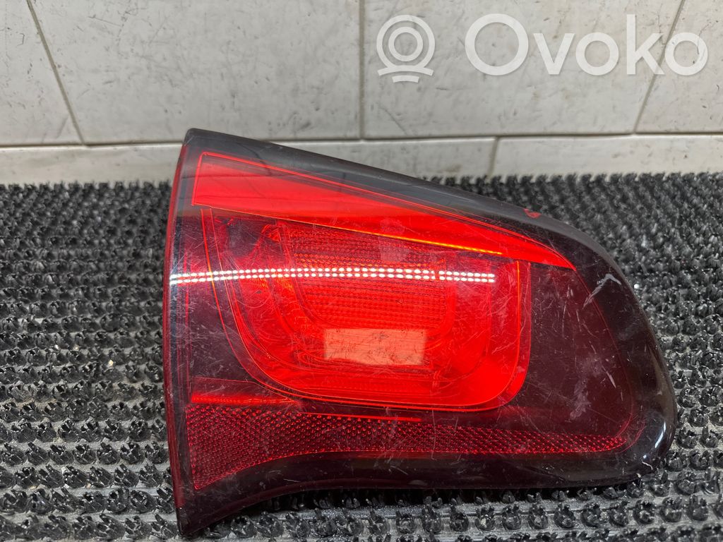 Citroen C3 Aizmugurējais lukturis virsbūvē 
