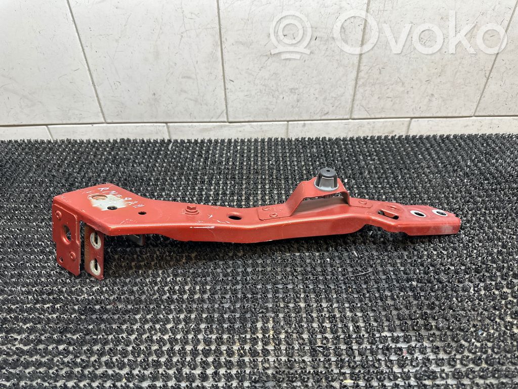 Renault Megane III Headlight/headlamp mounting bracket 