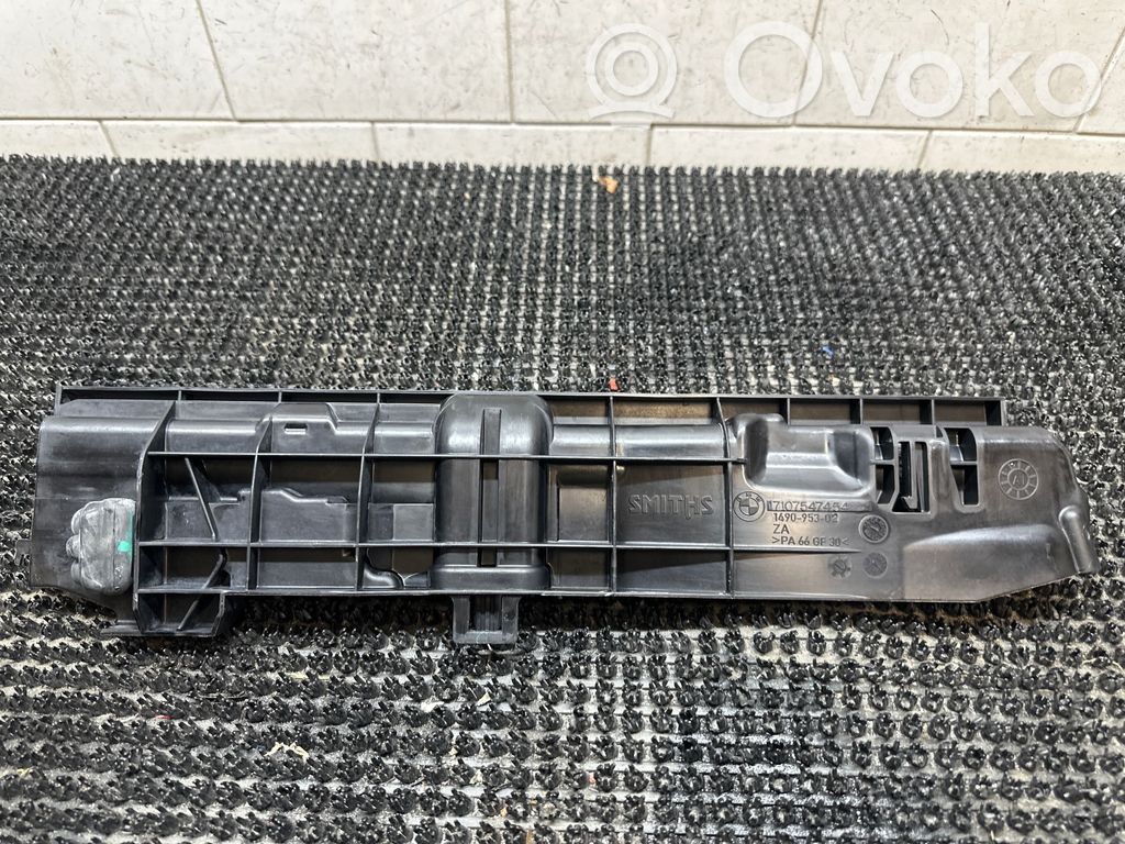 BMW 1 E81 E87 Fixation de radiateur 