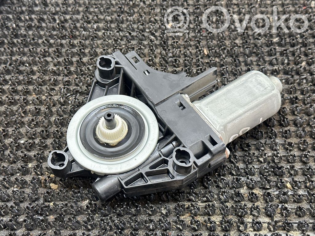 Dodge Durango III Rear door window regulator motor 