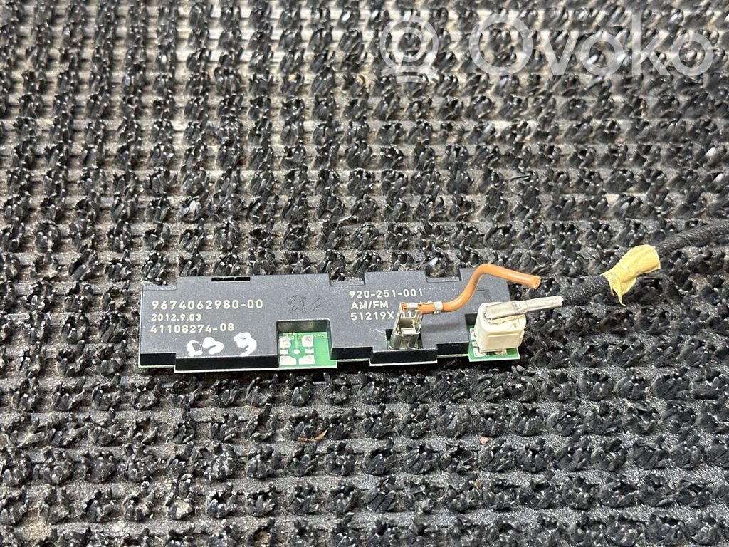 Citroen DS5 Antenos stiprintuvas 
