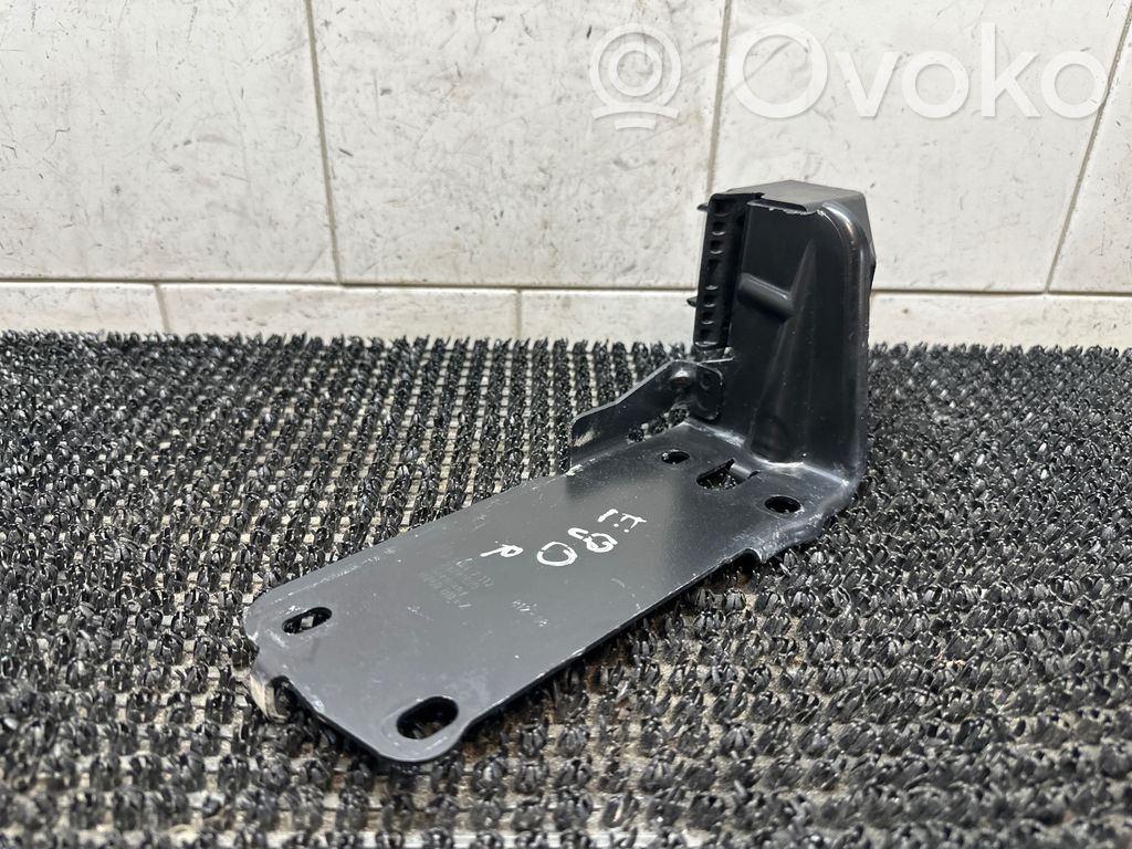 BMW 3 E90 E91 Radiator mount bracket 