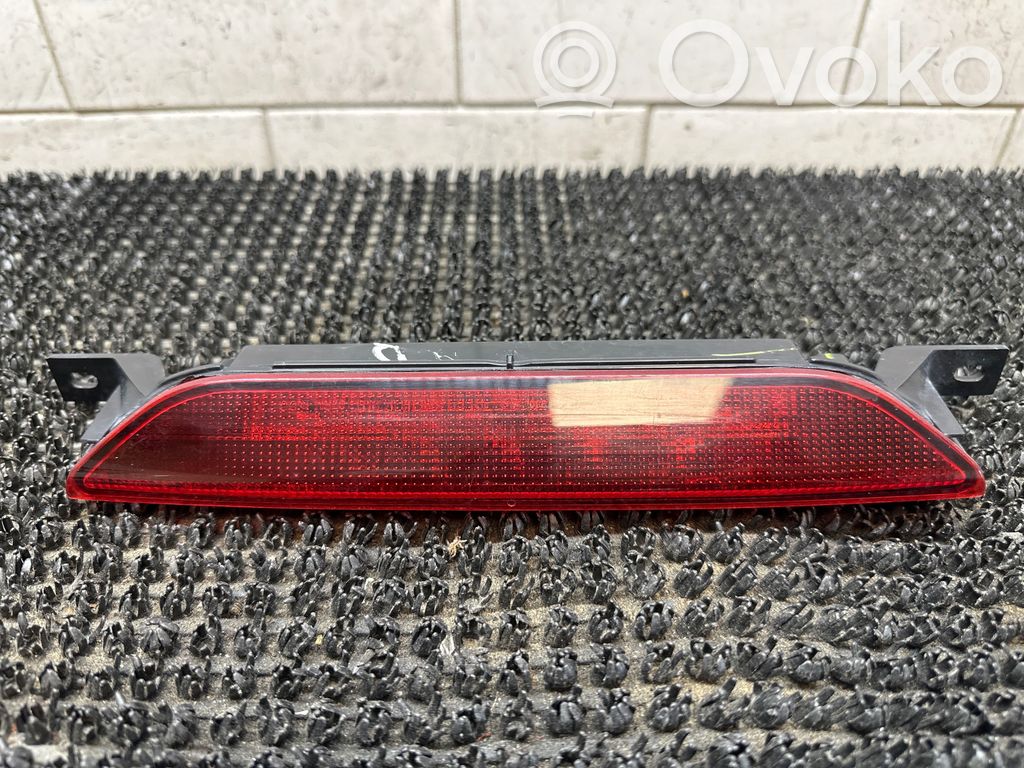 Dodge Durango III Third/center stoplight 