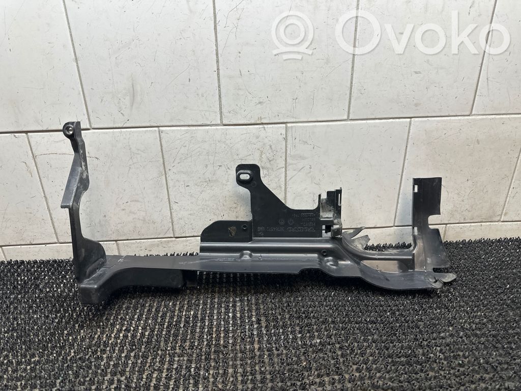 Volvo XC60 Radiatoriaus oro nukreipėjas (-ai) 