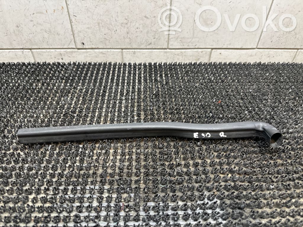 BMW 3 E90 E91 Engine compartment rubber 
