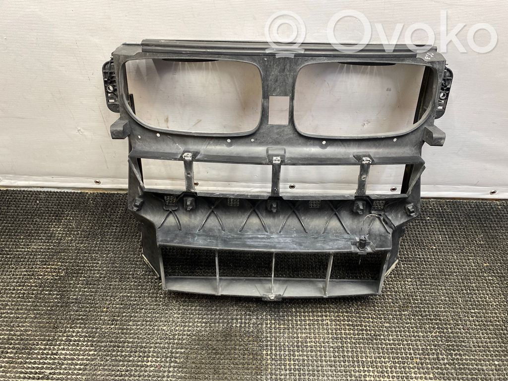 BMW X5 E70 Radiatoru panelis 