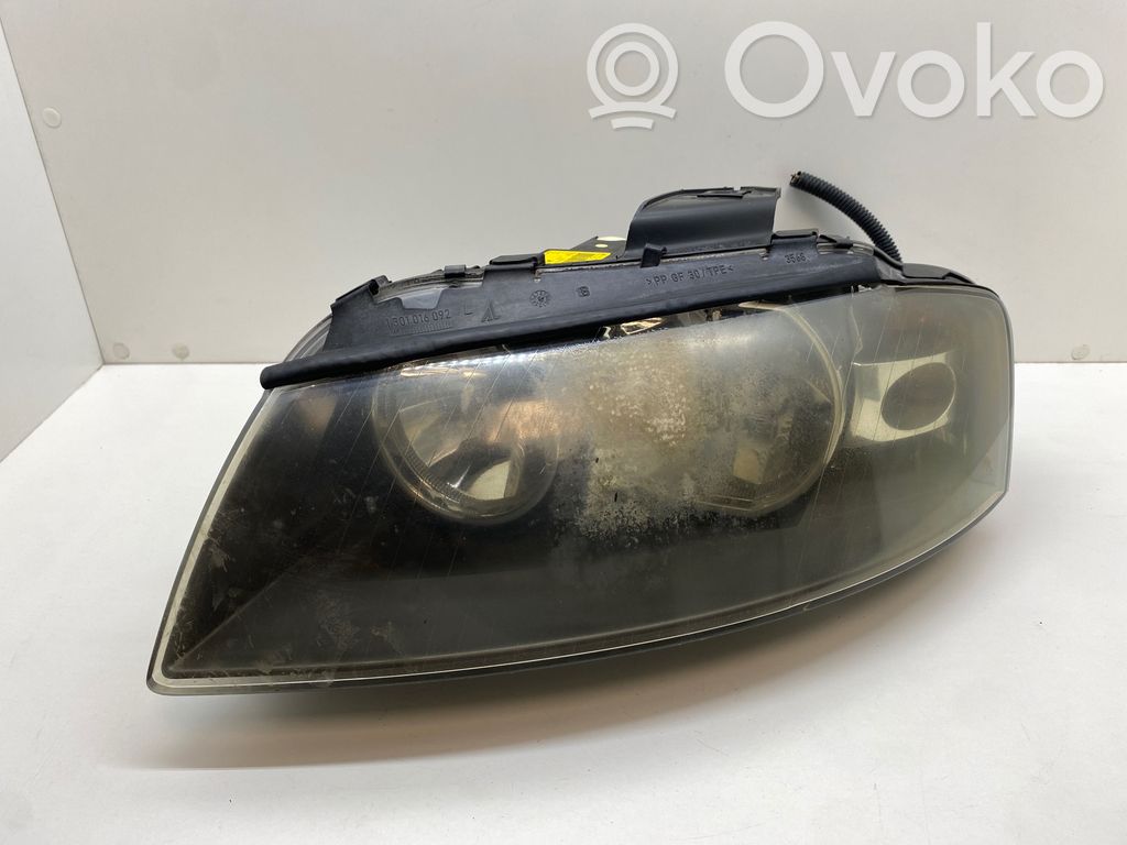 Audi A3 S3 8P Phare frontale 