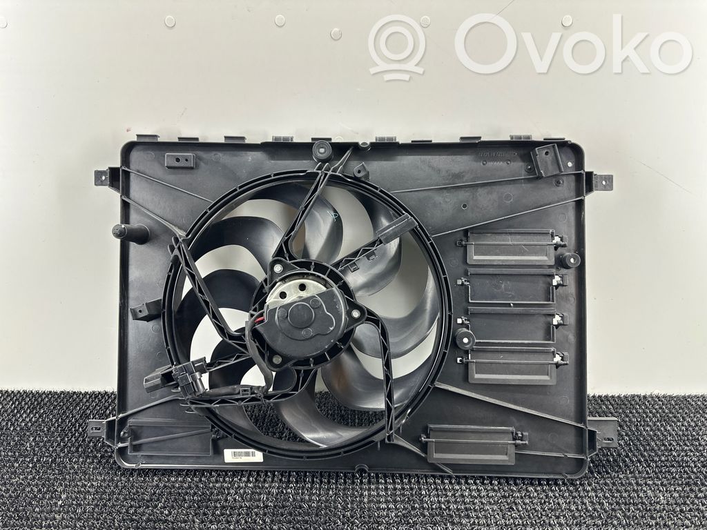 Volvo V70 Electric radiator cooling fan 