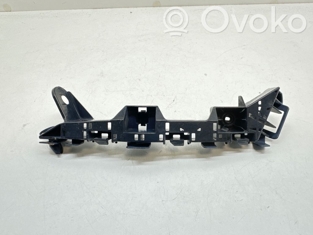 Honda Jazz Fender mounting bracket 