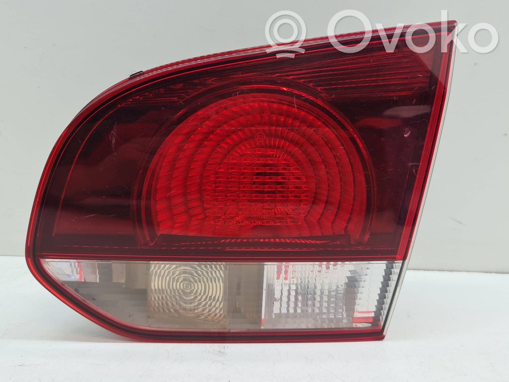 Volkswagen Golf VI Lampy tylnej klapy bagażnika 