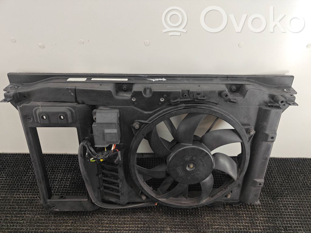 Peugeot 5008 Radiatorių panelė 