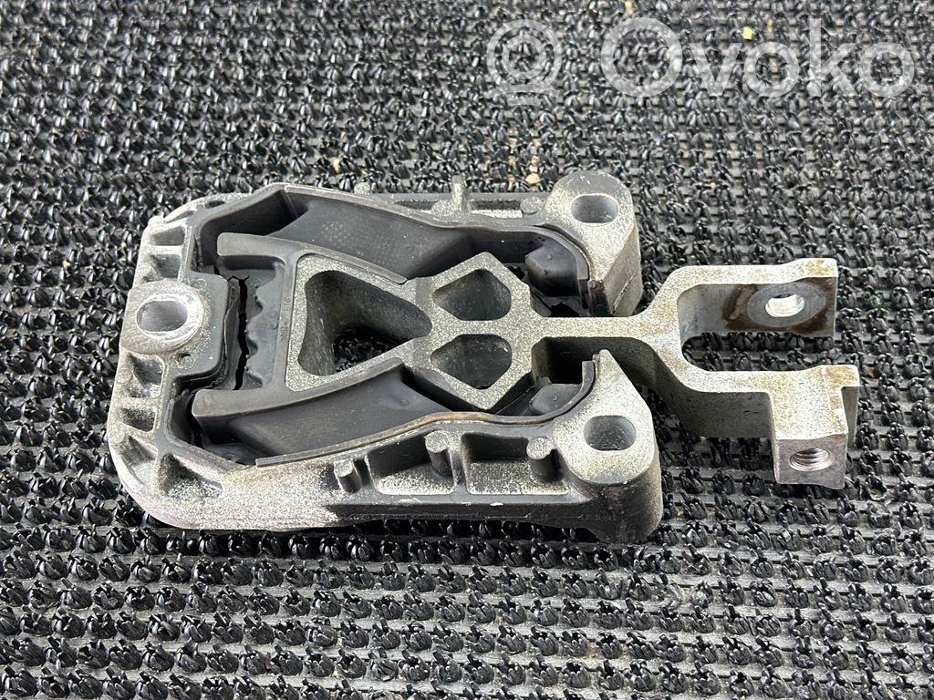 Ford Focus Gearbox mount 