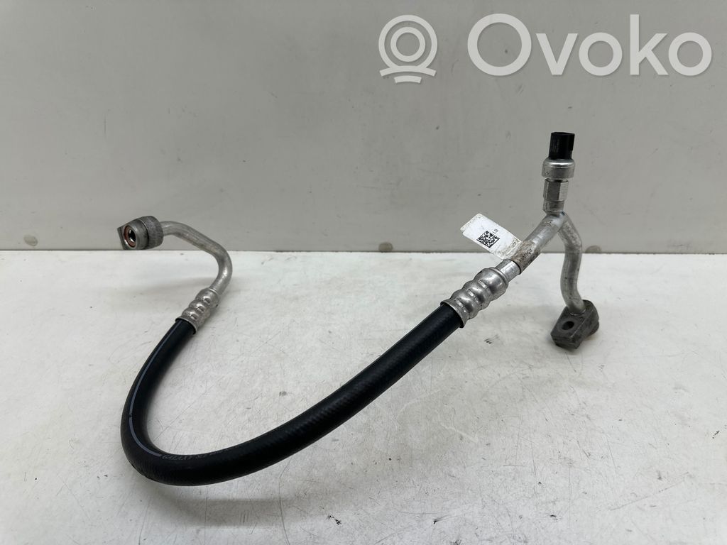 Ford Focus Ilmastointilaitteen putki (A/C) 