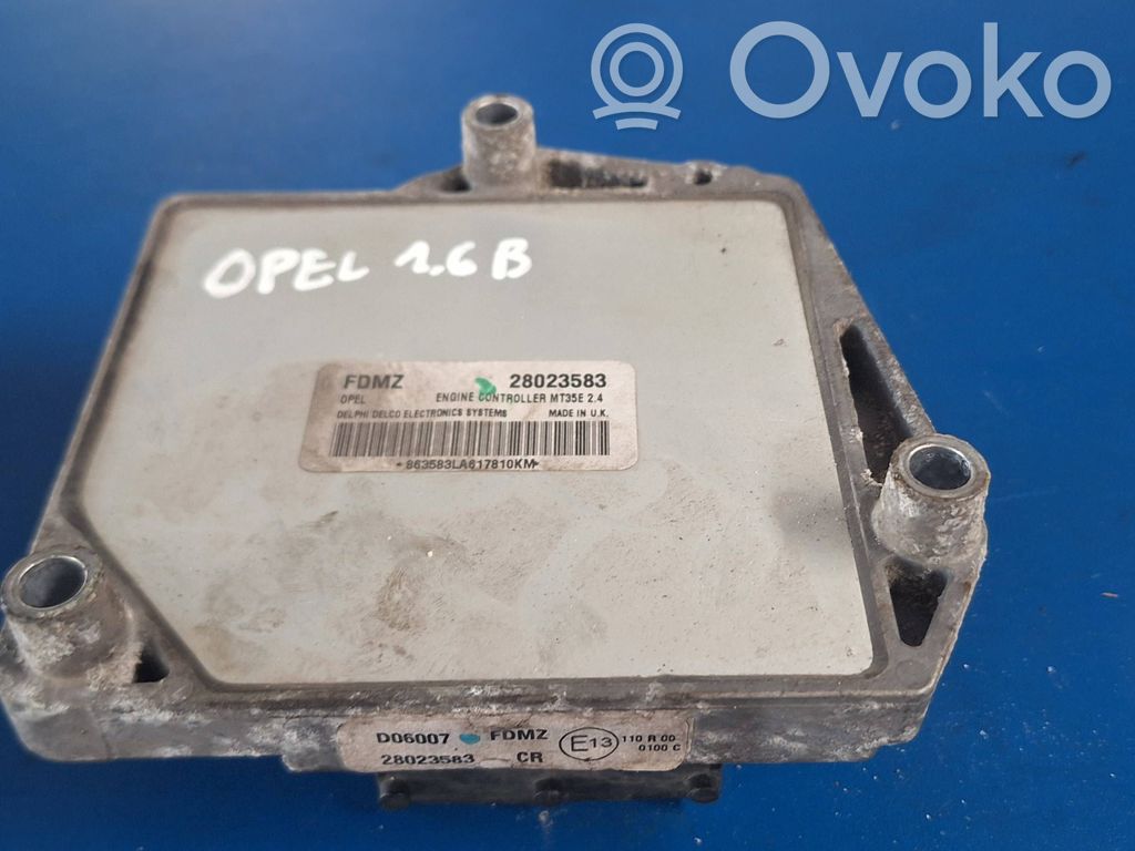 Opel Zafira B Engine control unit/module 