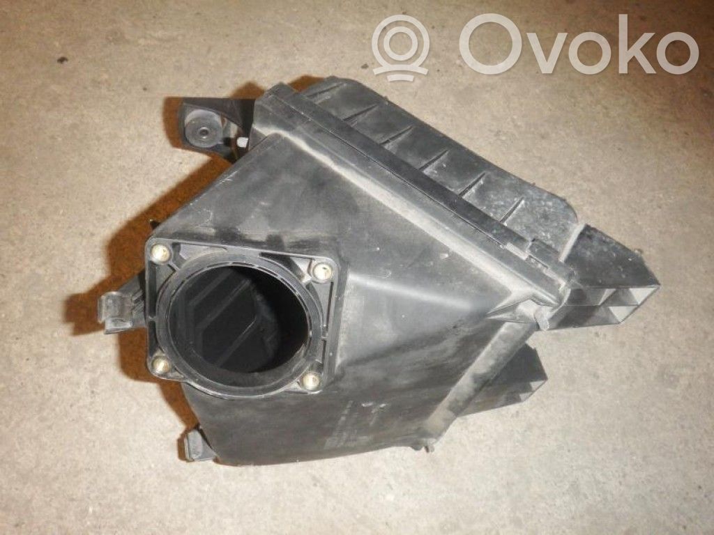 Volkswagen PASSAT B5 Luftfilterkasten 