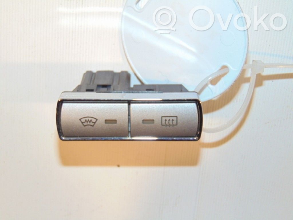 Ford Mondeo Mk III Windscreen/window heater switch 