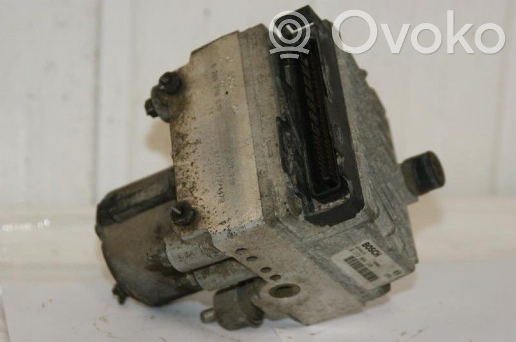 Mitsubishi Carisma ABS bloks 
