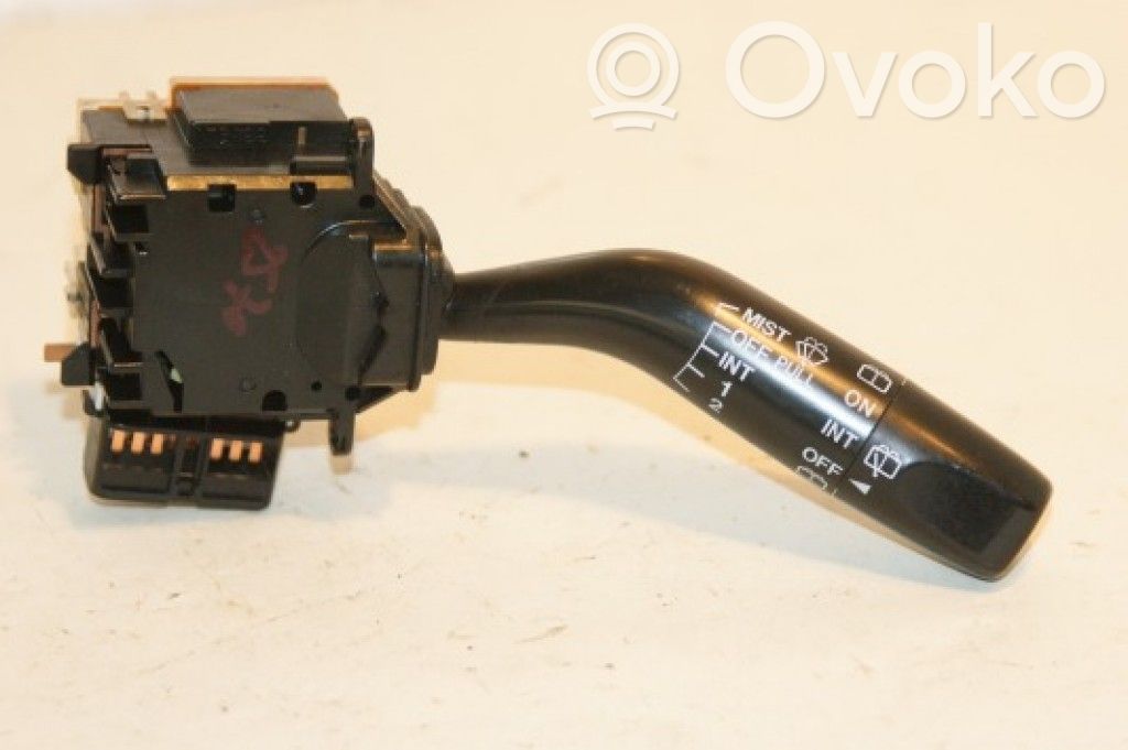 Pyyhkijän vipu   GE4T66128