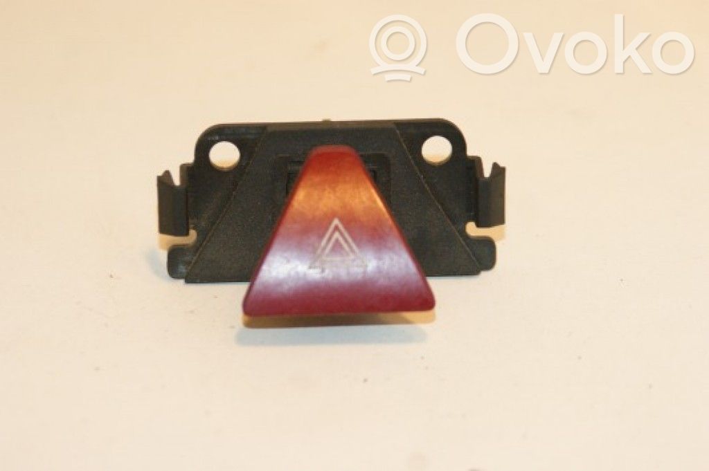 Peugeot 307 Hazard light switch 