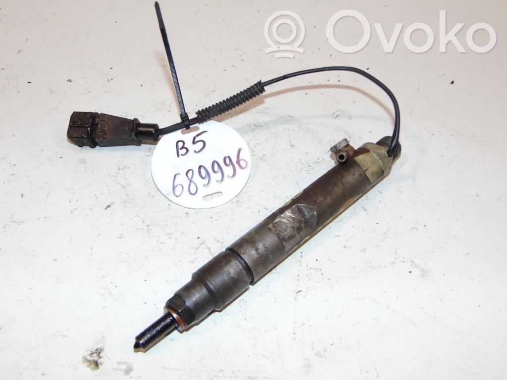 Volkswagen PASSAT B5 Injecteur de carburant 