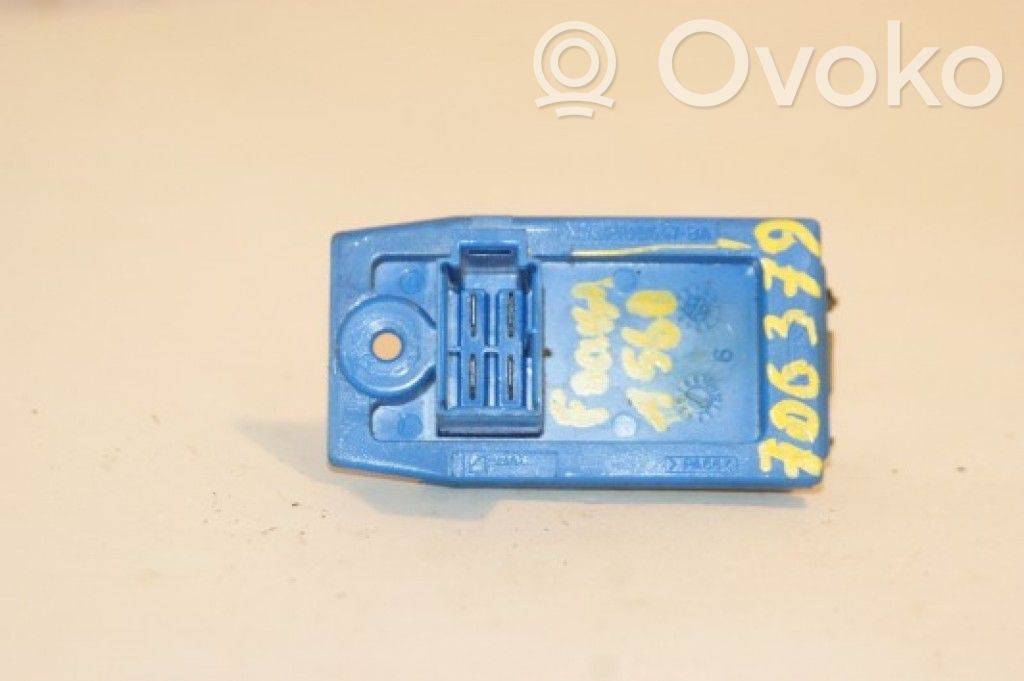 Ford Focus Rezystor / Opornik dmuchawy nawiewu 