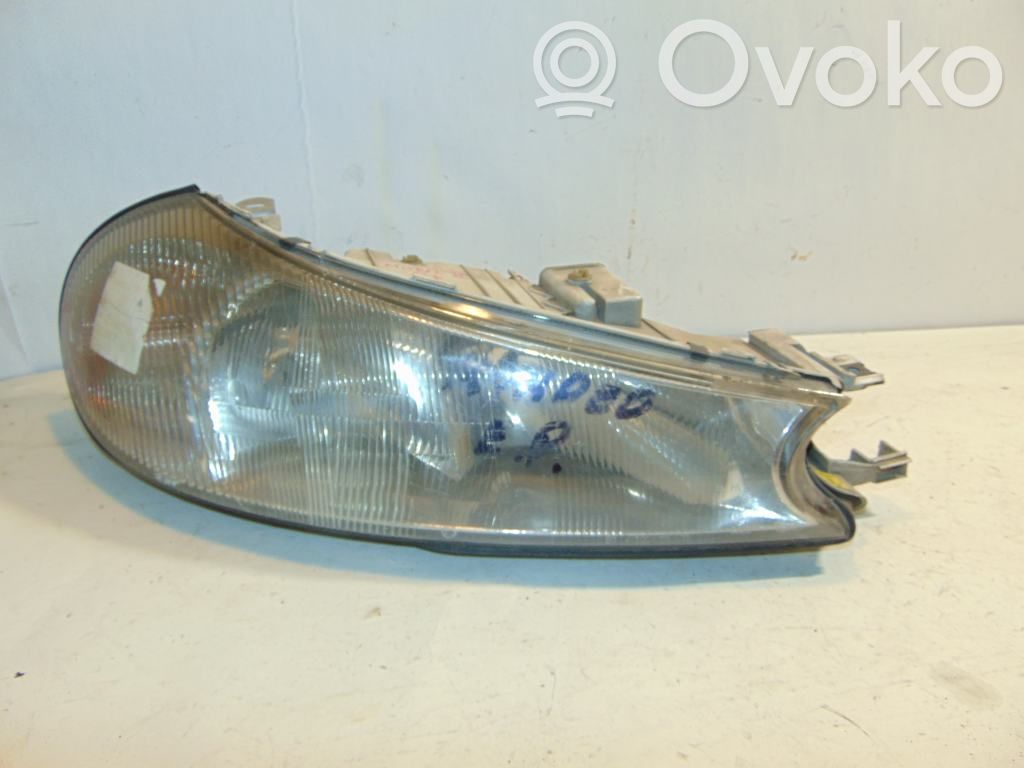 Ford Mondeo MK II Scheinwerfer 