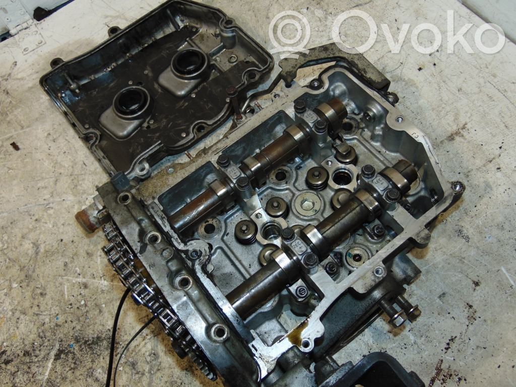 Subaru Legacy Engine head 