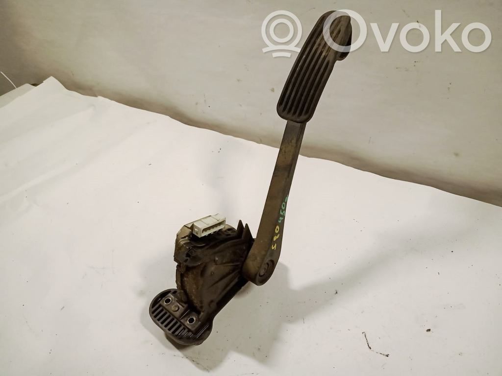 Volvo S80 Accelerator throttle pedal 