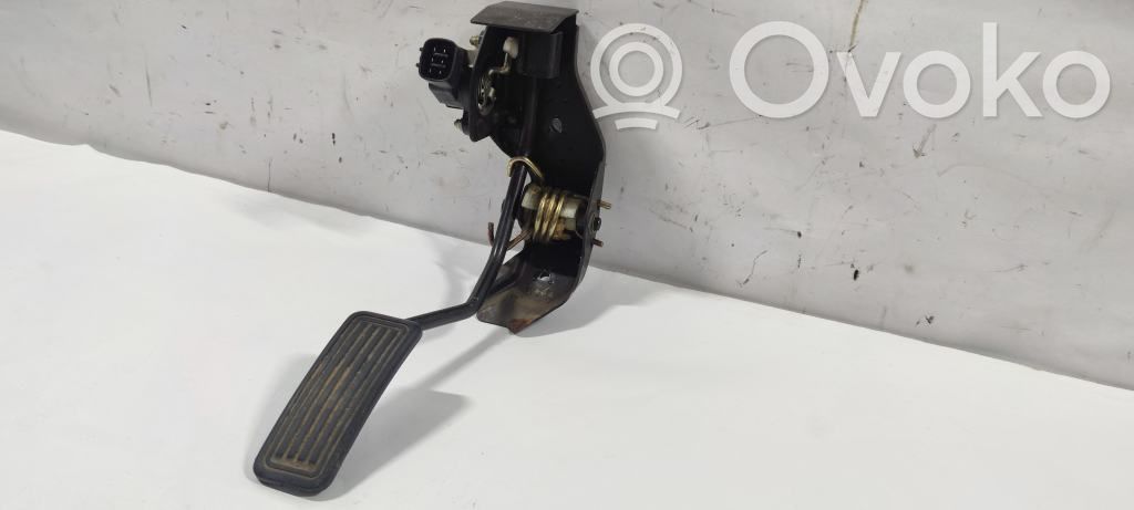 Toyota Corolla E120 E130 Accelerator throttle pedal 
