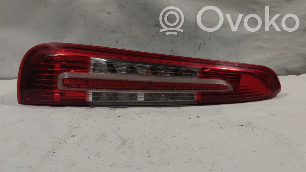 Ford C-MAX I Takavalot 