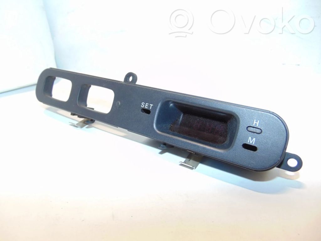 Mitsubishi Galant Reloj 