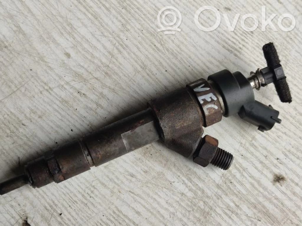 Iveco Daily 3rd gen Inyector de combustible 