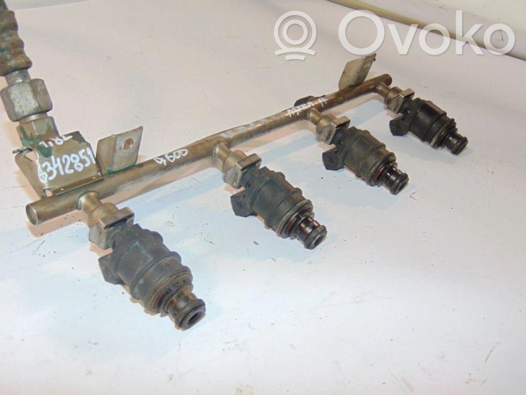 Opel Astra H Polttoainepääputki 