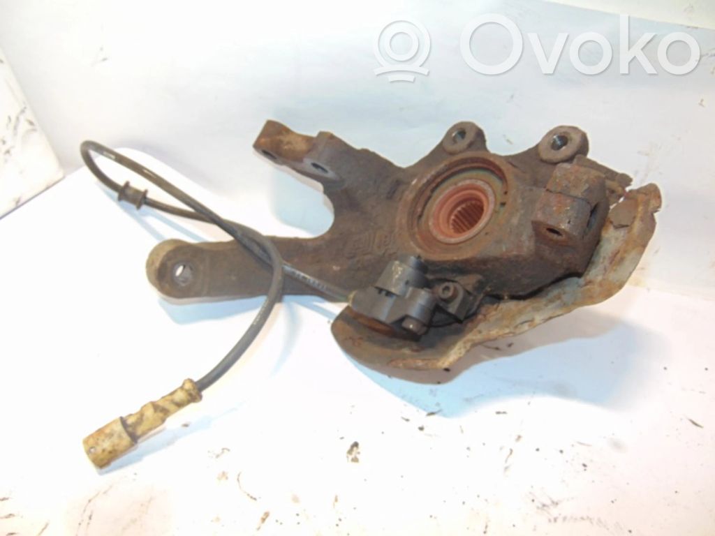 Opel Corsa B Etupyörän navan laakerikokoonpano 