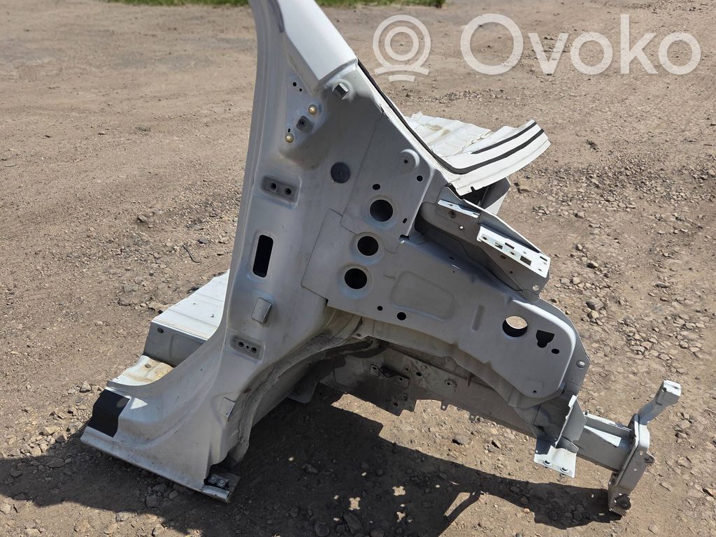 Panel lateral delantero
