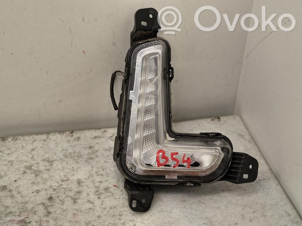 Maxus e-Deliver 3 LED dienas gaisma 