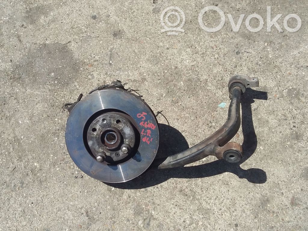 Front wheel hub spindle knuckle