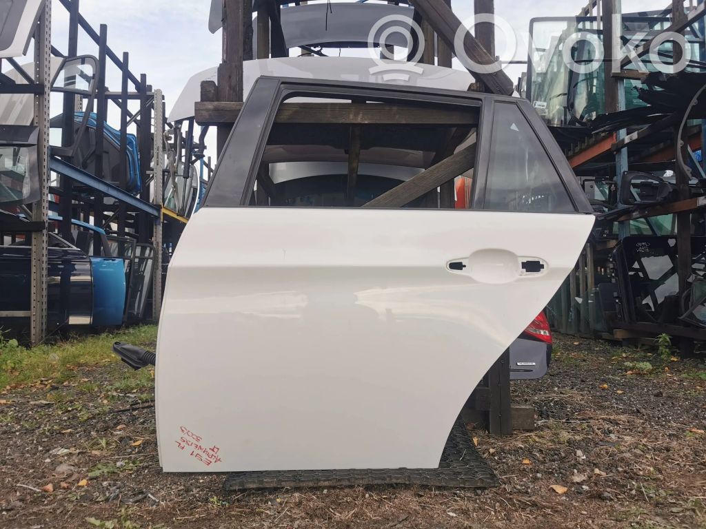 Rear door