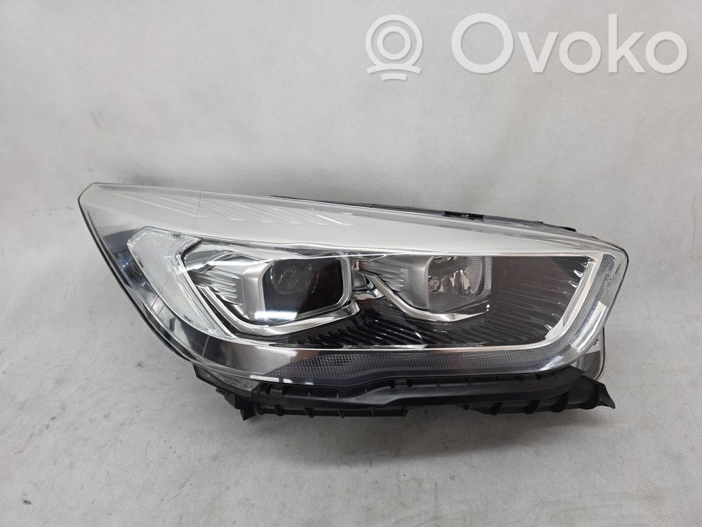 Ford Kuga II Lampa przednia 